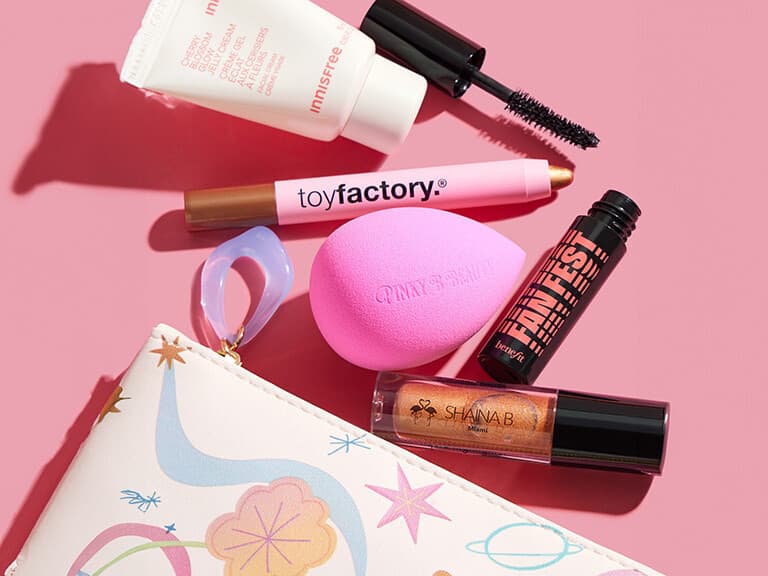 gbflatlay1