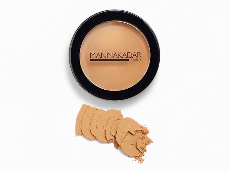 mannakadarbeautyflawlessfinishdualpowderinc4_ivory