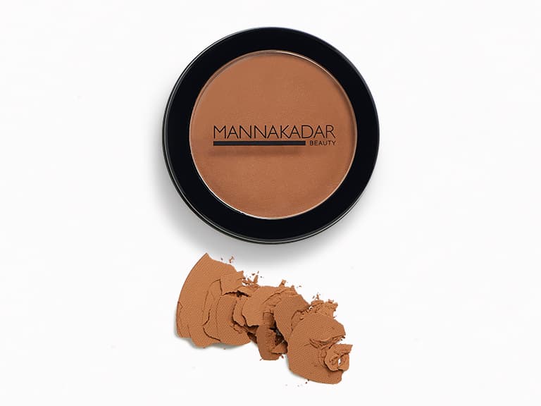 mannakadarbeautyflawlessfinishdualpowderinc6__tan