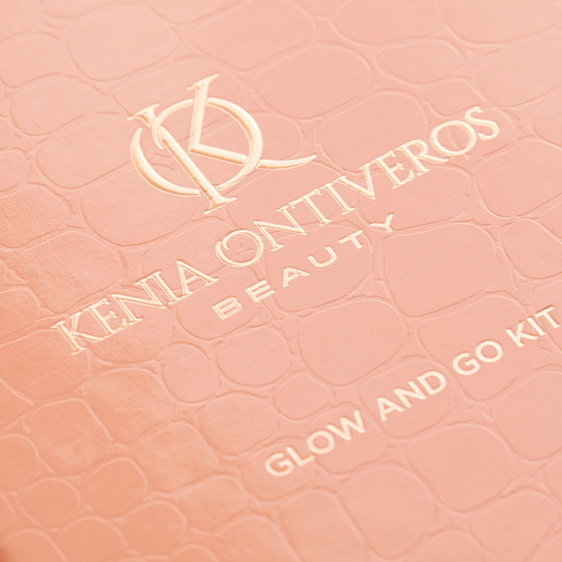 addl1_sf_ken_cofcp01_g12_kenia_ontiveros_glow_and_go_palette