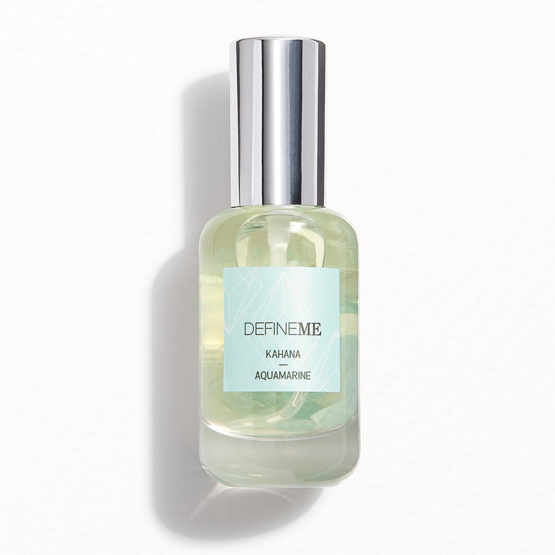DEFINE ME Crystal Infused Natural Perfume Mist in Kahana Aquamarine