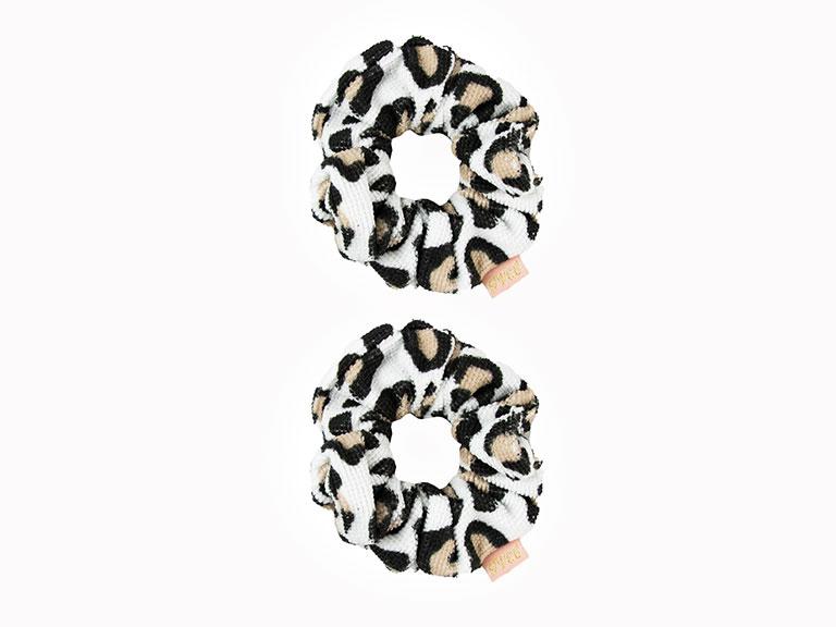tvinatl1047788_the_vintage_cosmetic_company_microfibre_hair_scrunchies_leopard_full_size_1