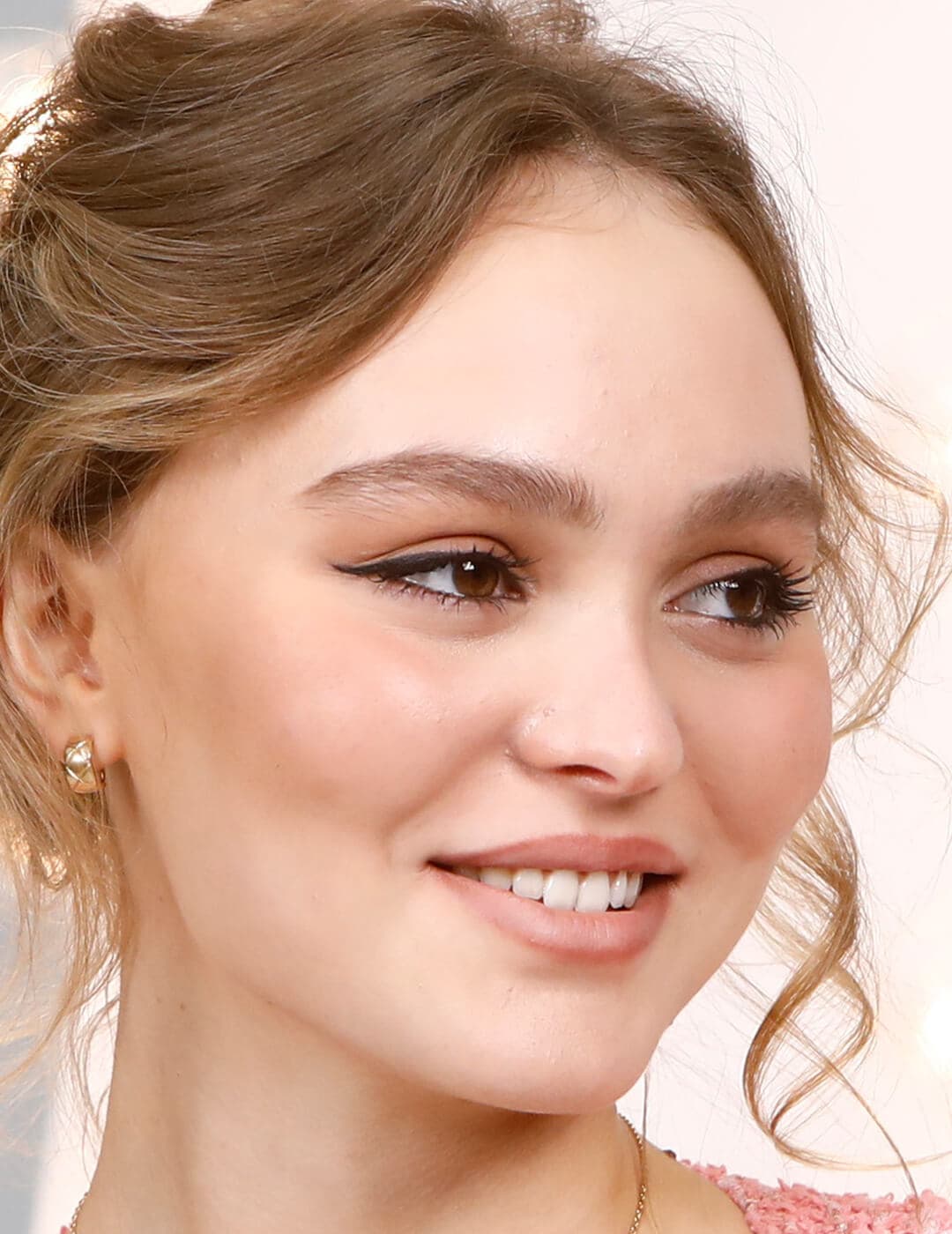A photo of Lily Rose Depp with a winged eyeliner 