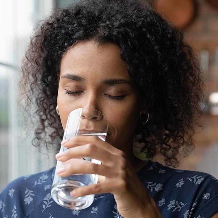 drinking-water-for-skin-thumbnail