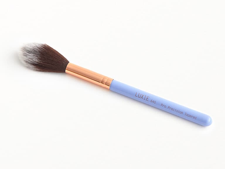 LUXIE BEAUTY Periwinkle Pro Prevision Tapered Brush 640