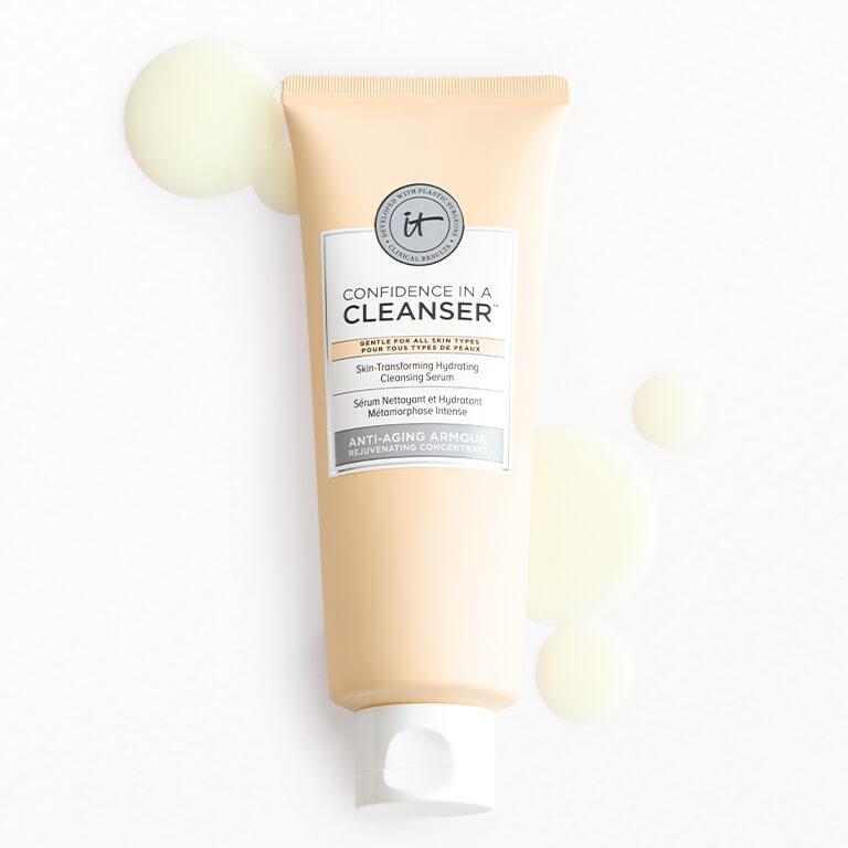 An image of IT COSMETICS Confidence in a Cleanser