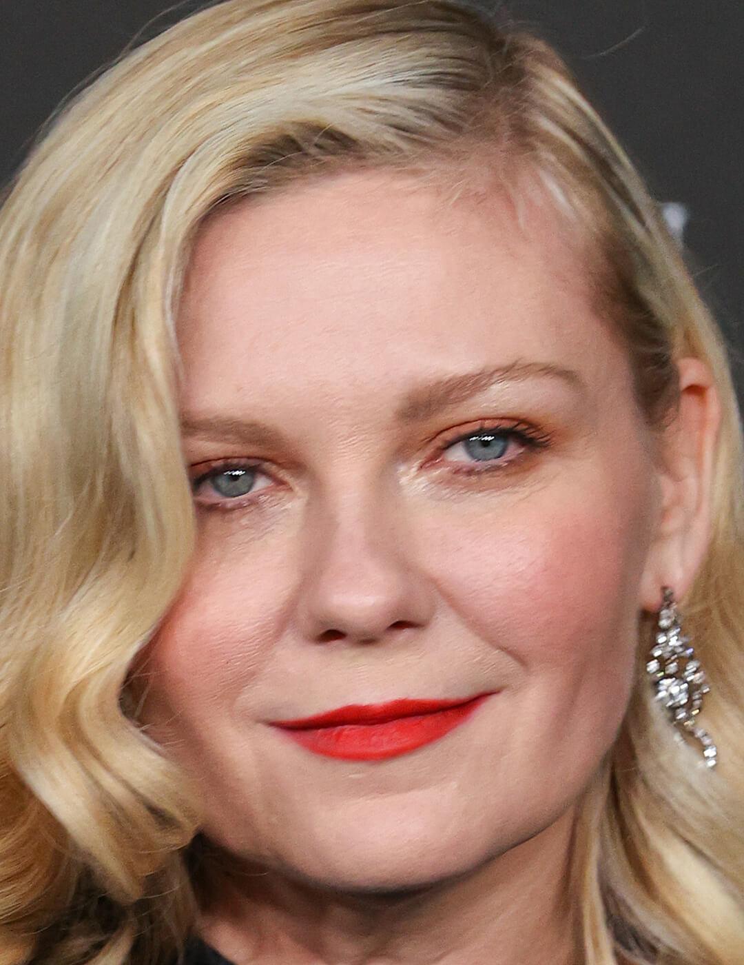 Kirsten Dunst rocking a monochromatic makeup look on the red carpet