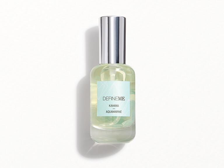 DEFINEME FRAGRANCE Crystal Infused Natural Perfume Mist in Kahana Aquamarine