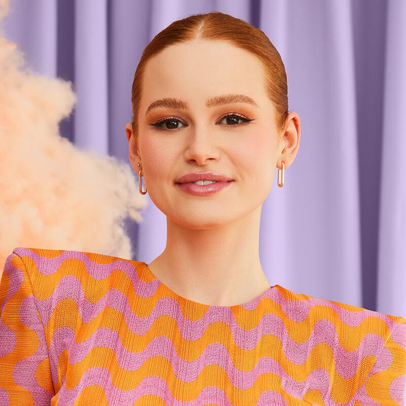 May 2022 Madelaine Petsch Makeup Tutorial Story