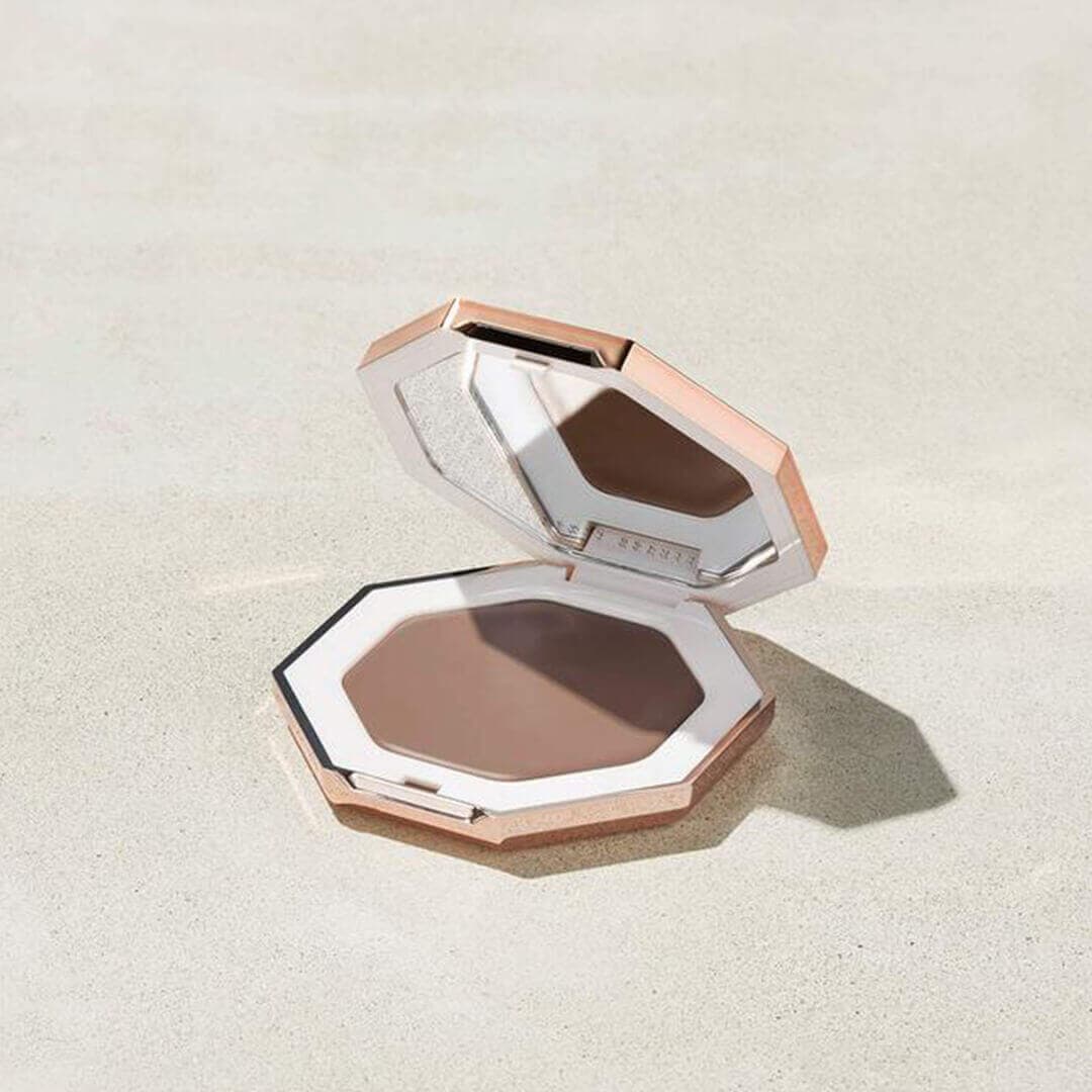 FENTY BEAUTY Cheeks Out Freestyle Cream Bronzer in Amber