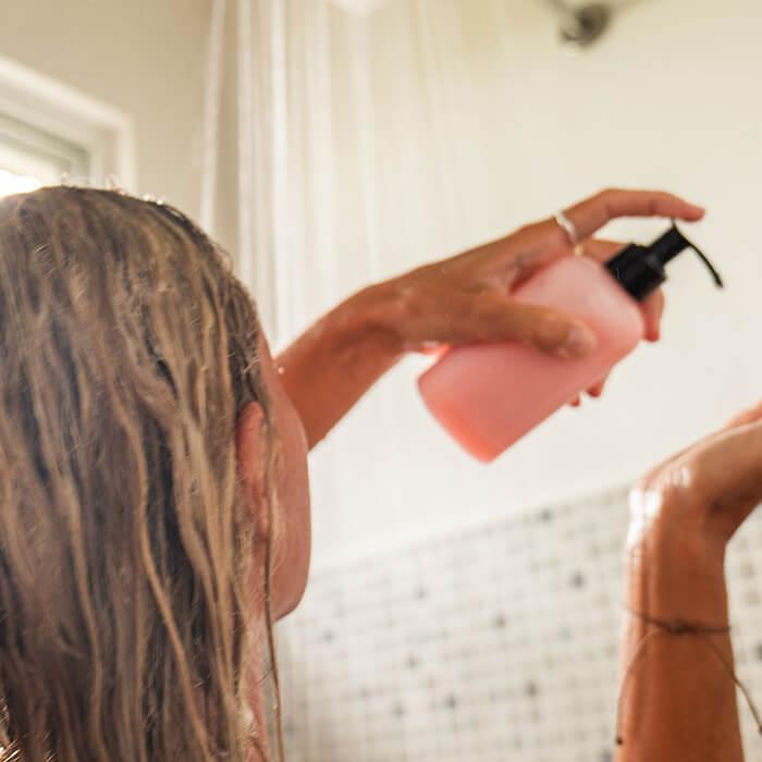 best-shampoo-for-scalp-acne-thumbnail