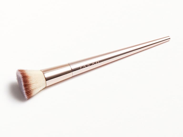 F.A.R.A.H BRUSHES Flat Foundation 615F