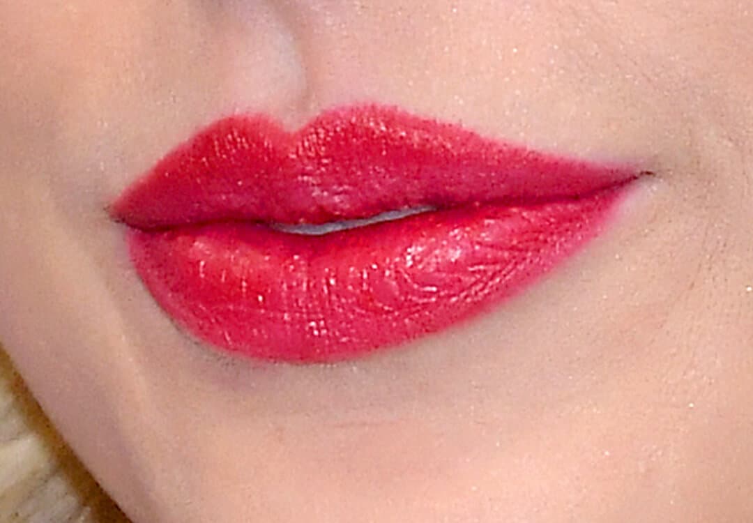Close-up of Taylor Swift's lips
