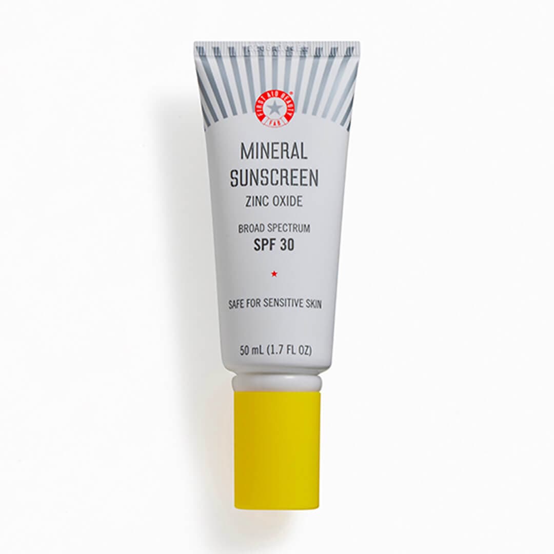 FIRST AID BEAUTY Mineral Sunscreen with Zinc Oxide SPF 30