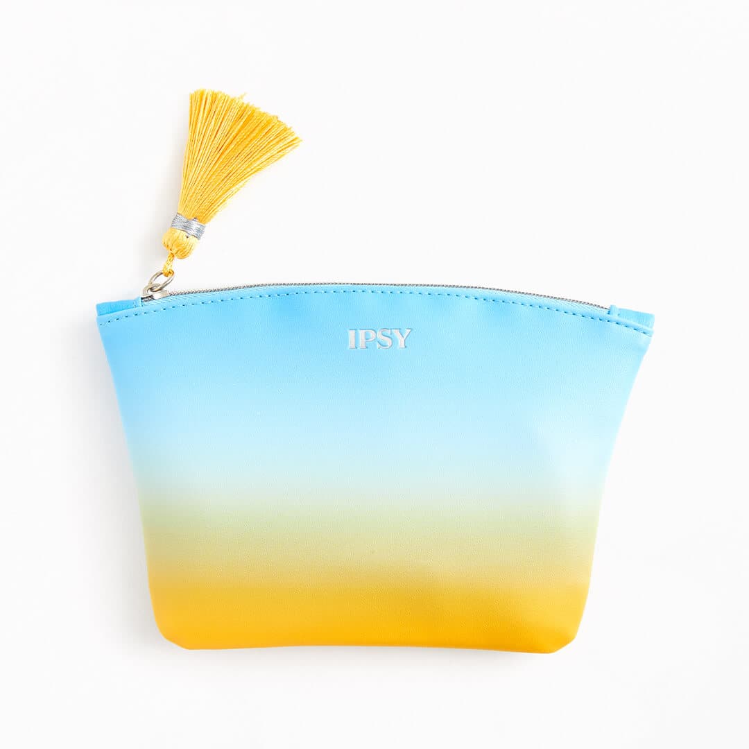 An image of the May 2020 Glam Bag Plus. 