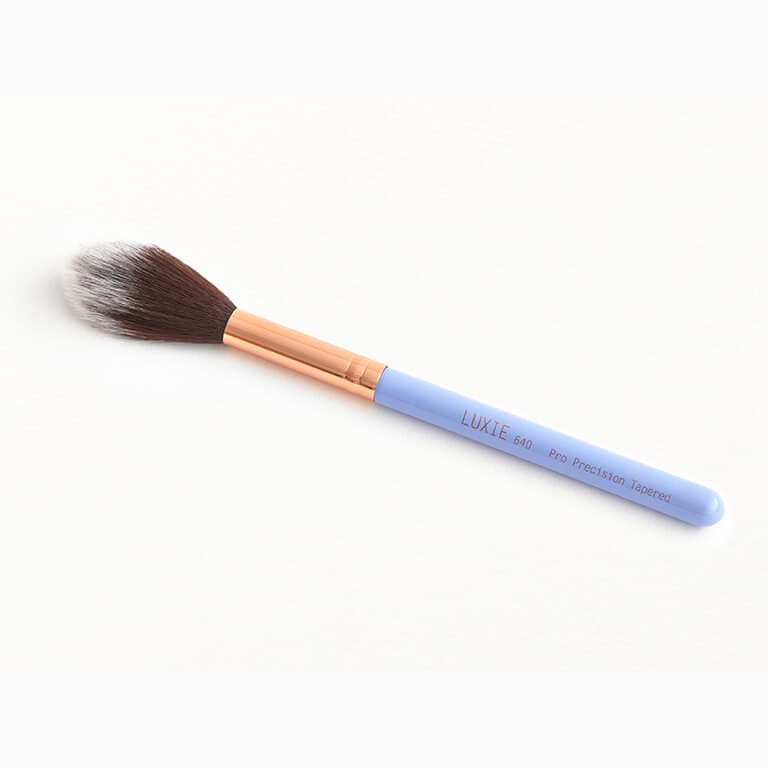 LUXIE BEAUTY 640 Pro Precision Tapered Brush
