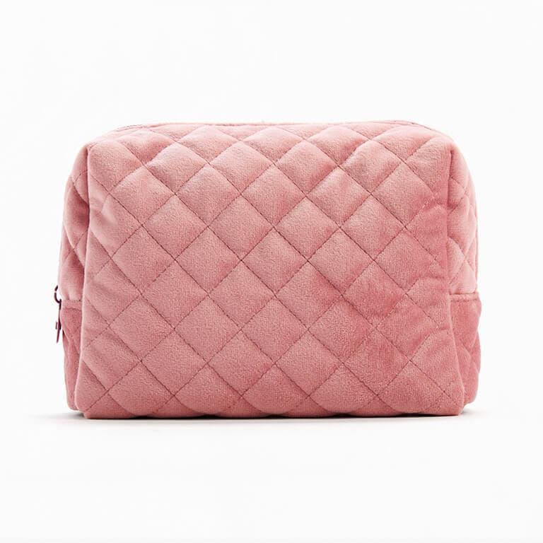 The February 2020 Glam Bag Ultimate is a gorgeous dusty rose quilted velvet.