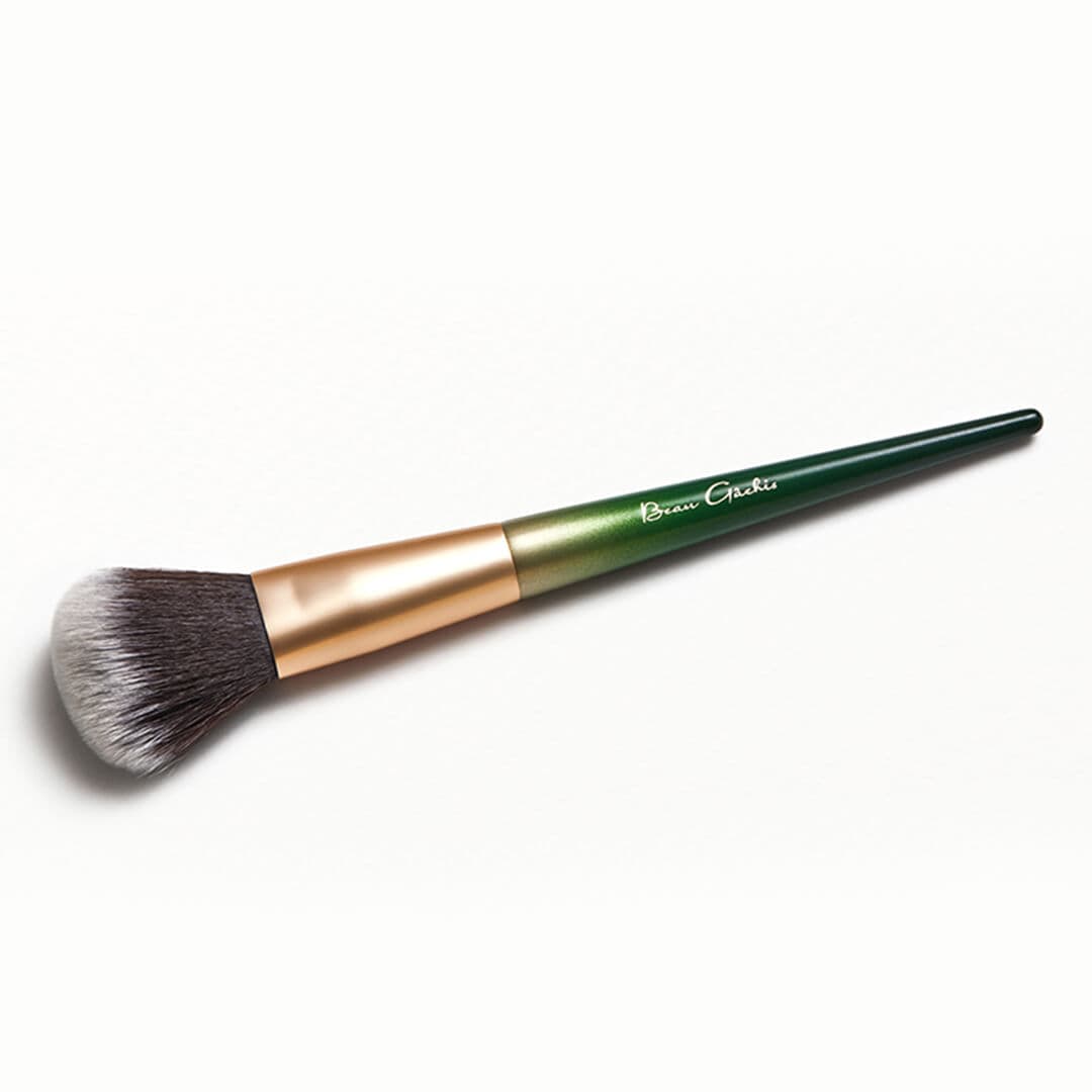 BEAU GÂCHIS Limited-Edition Powder Brush