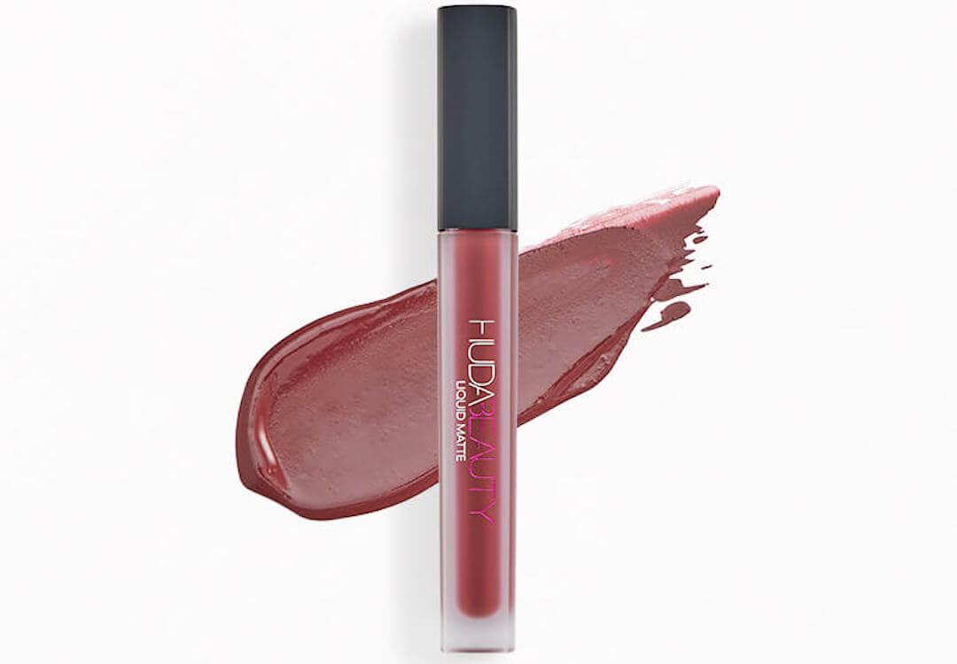 HUDA BEAUTY Liquid Matte Ultra-Comfort Transfer-Proof Lipstick in First Class