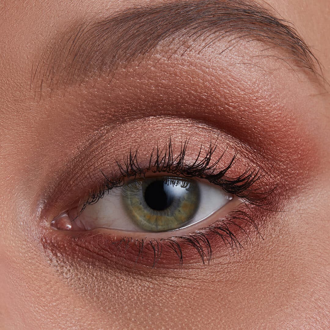 red bronze eyeshadow online Images High Quality Grahic 1. Choose a Red That Complements Your Skin Tone and Eye Color.