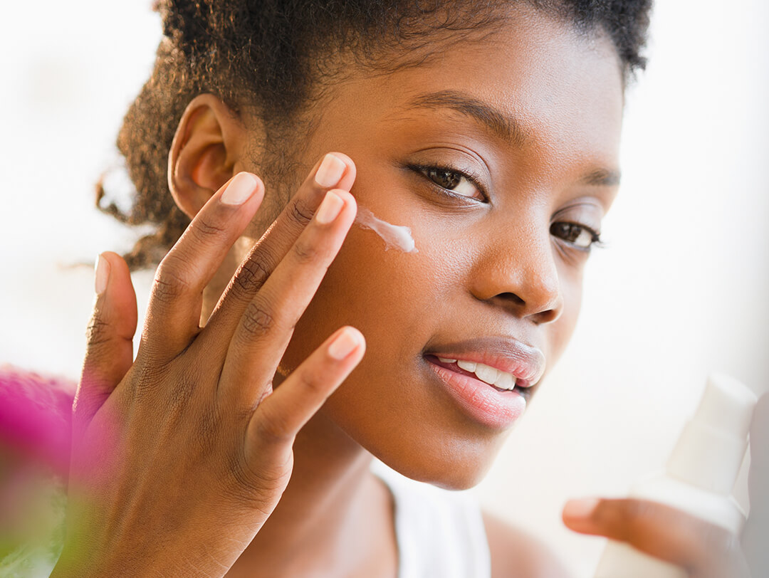 Skin care sunscreen: how to add efficient face sun protection in