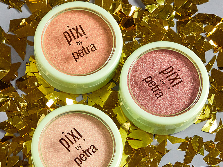 Glow-y Powder in Peach Dew by PIXI BEAUTY | Color | Cheek | Highlighter IPSY