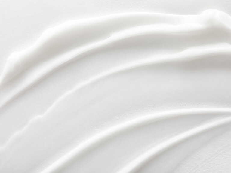 skylar hydrating body lotion