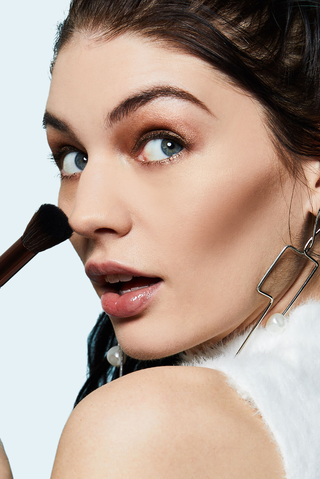 Til Ni pen Ansigt opad How to Apply Bronzer Like a Pro: Tips + Best Products | IPSY