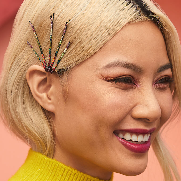 7 Hair Accessories For Short Hair The Best Hair Accessory Looks