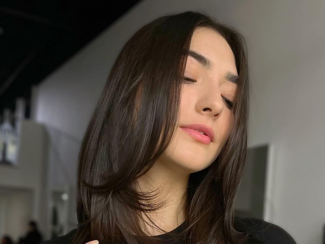 What Is the Butterfly Haircut TikTok Trend, Style Tips From Expert