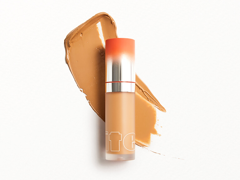Air Hug Concealer in Light Warm (240) by ITEM BEAUTY Color
