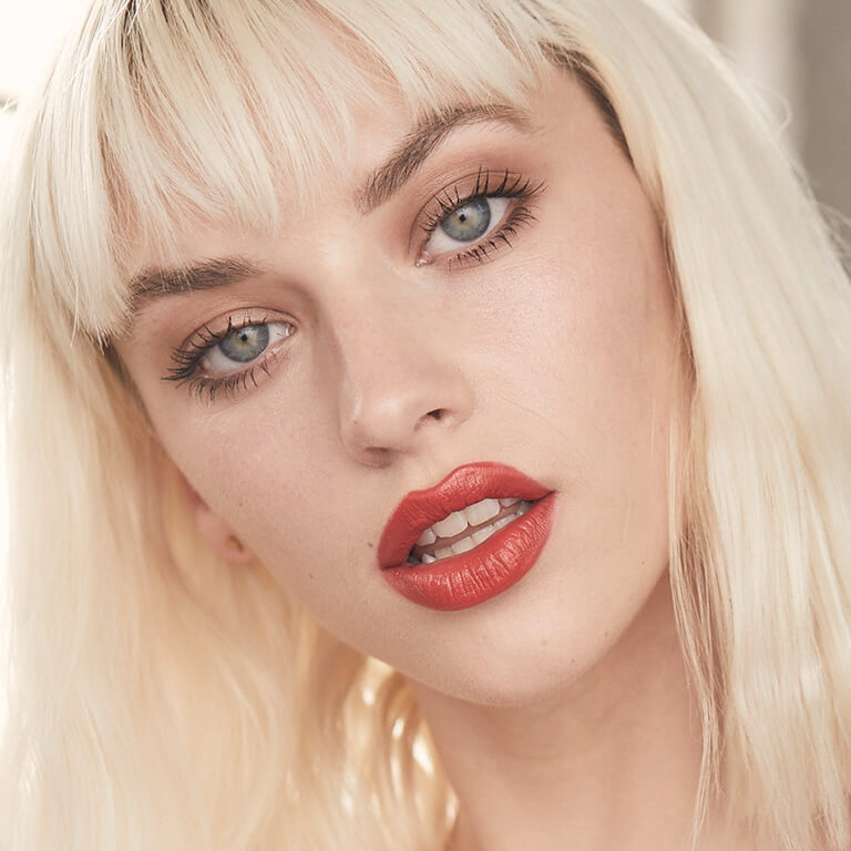 How To Wear Grunge Makeup The Prettiest 90s Grunge Makeup Looks