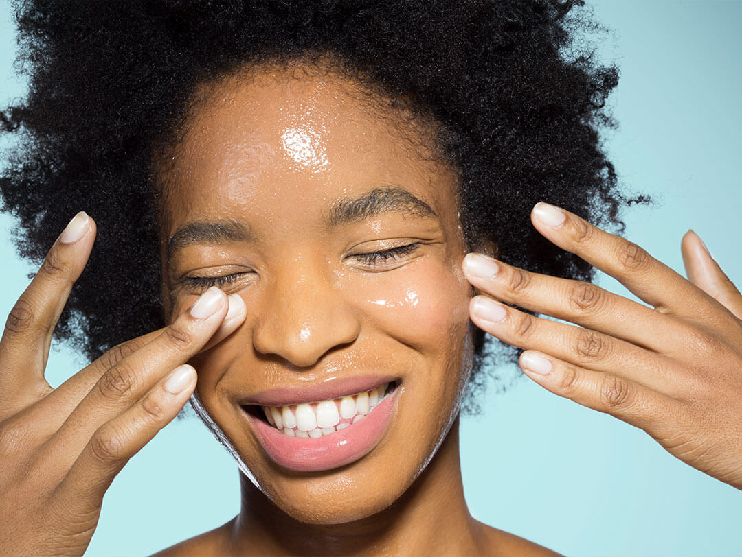 How Long to Wait Between Moisturizer and Primer From Experts