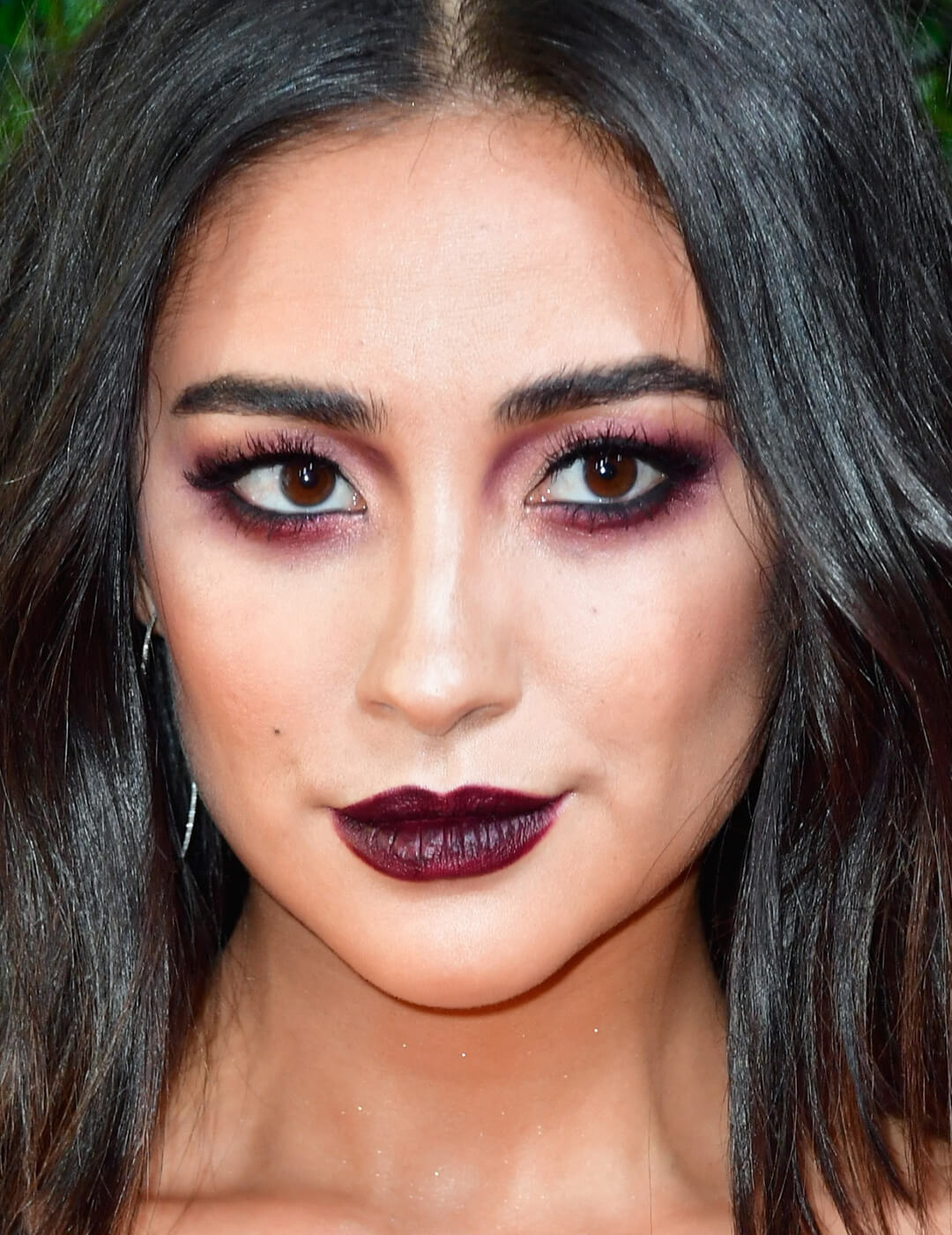 How to Wear Grunge Makeup – The Prettiest 90s Grunge Makeup Looks