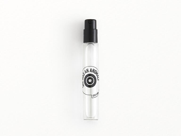 Anomaly perfume online