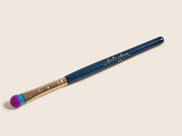 N15 Eyeshadow Brush by SLMISSGLAM Color Tools Brushes IPSY