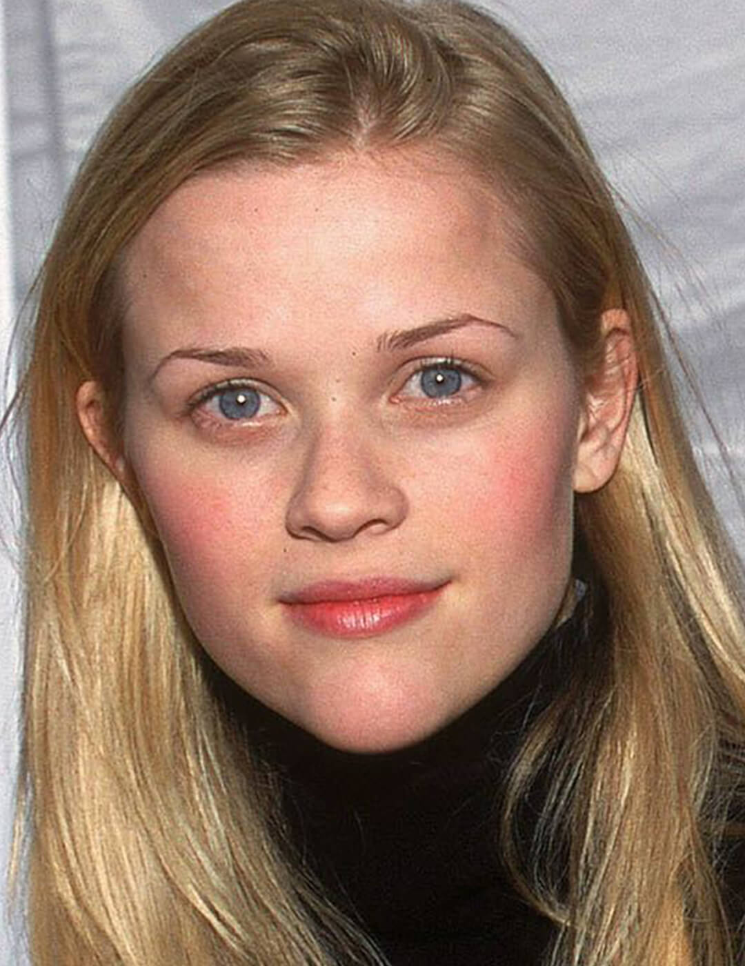 Younger Reese Witherspoon rocking minimal makeup with bright blush