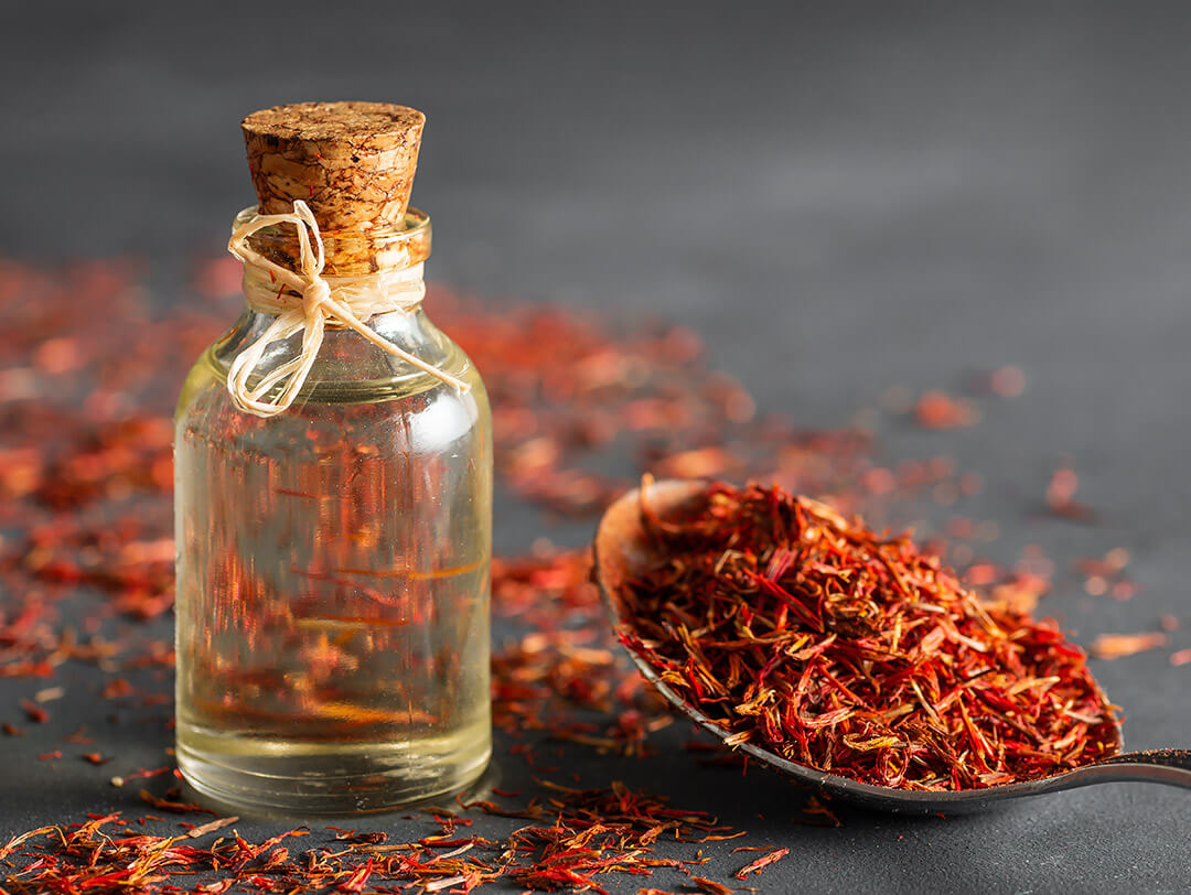 Safflower Oil for Skin: Benefits and Uses