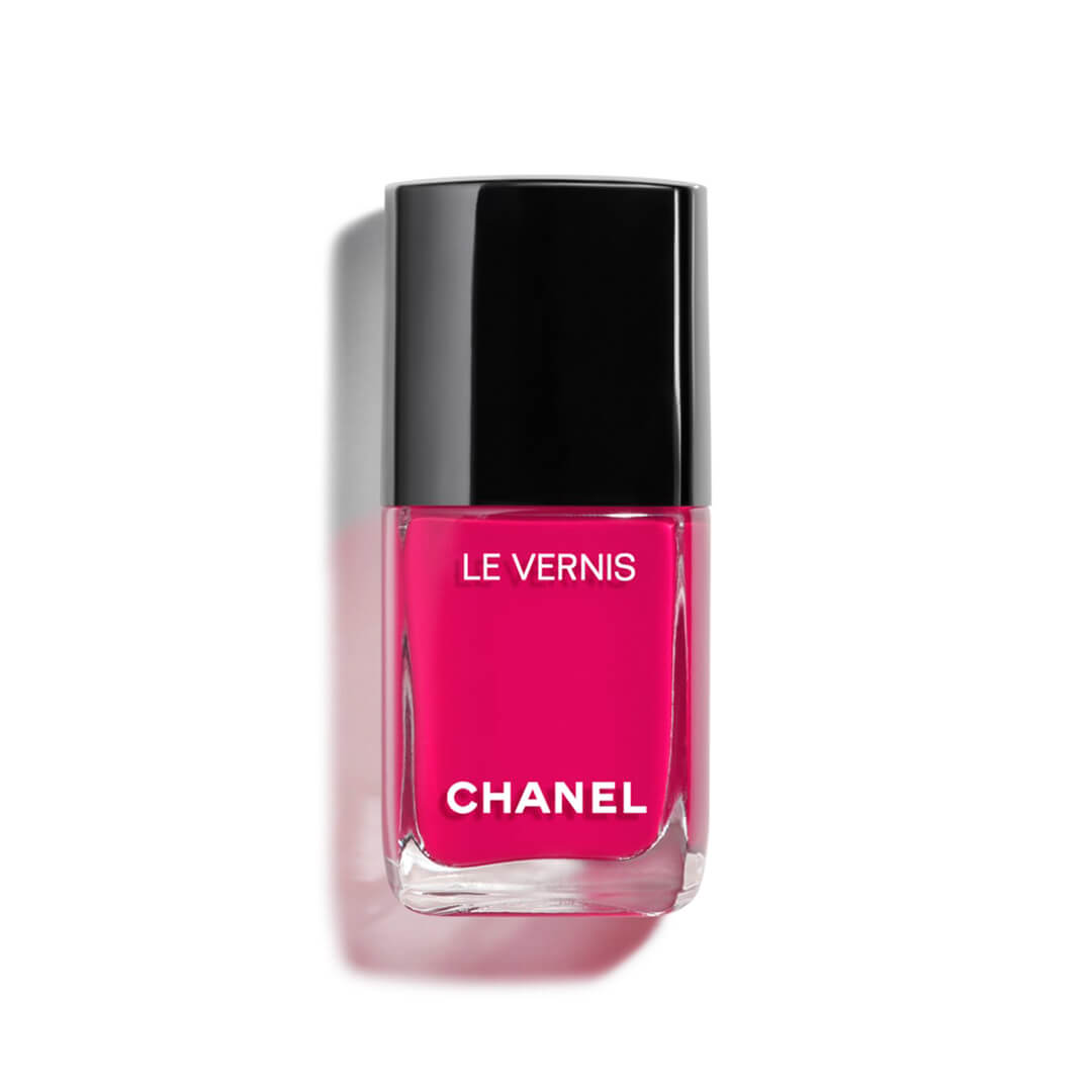 CHANEL BEAUTY Le Vernis Longwear Nail Colour in Camélia