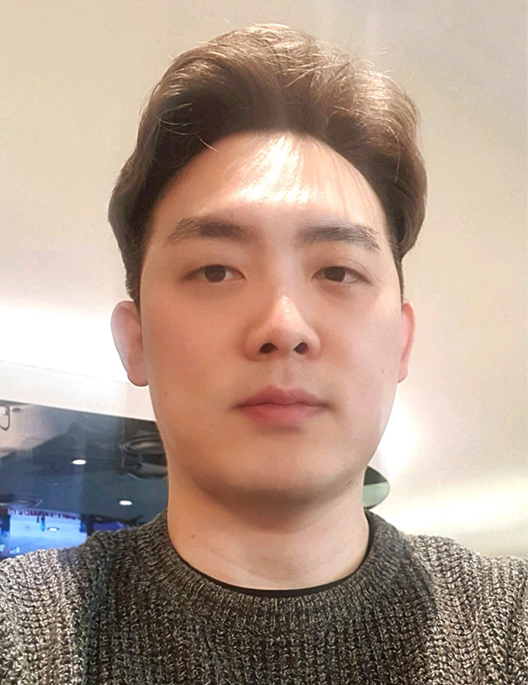 Jungyun Lee selfie
