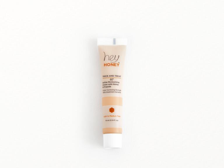 Active Moisturizing Color Correcting Cream With Honey and Propolis