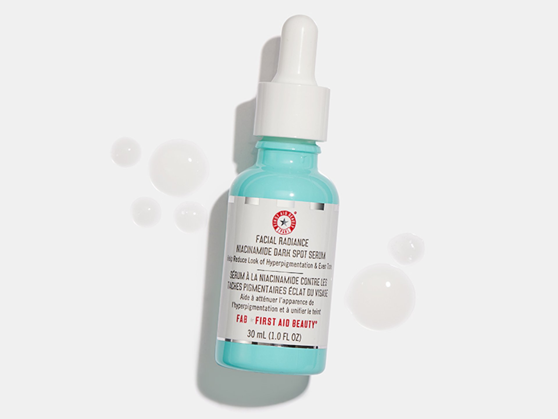 FIRST AID BEAUTY Facial Radiance Niacinamide Dark Spot Serum