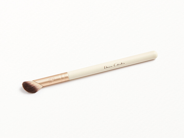 beau gachis concealer brush