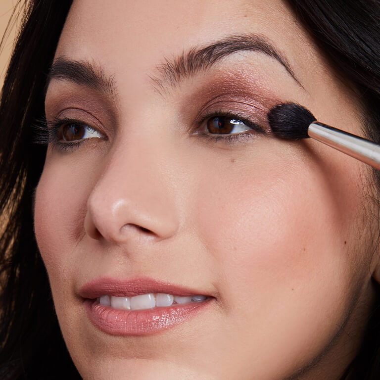 How To Apply Eyeshadow In 5 Super Easy Steps Eyeshadow For